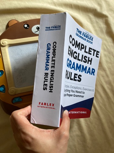 Trải nghiệm của người học sách Complete english grammar rules PDF