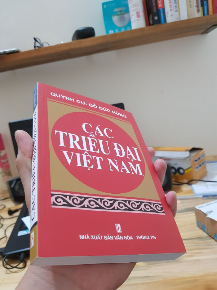 Giới thiệu về sách Các triều đại Việt Nam PDF